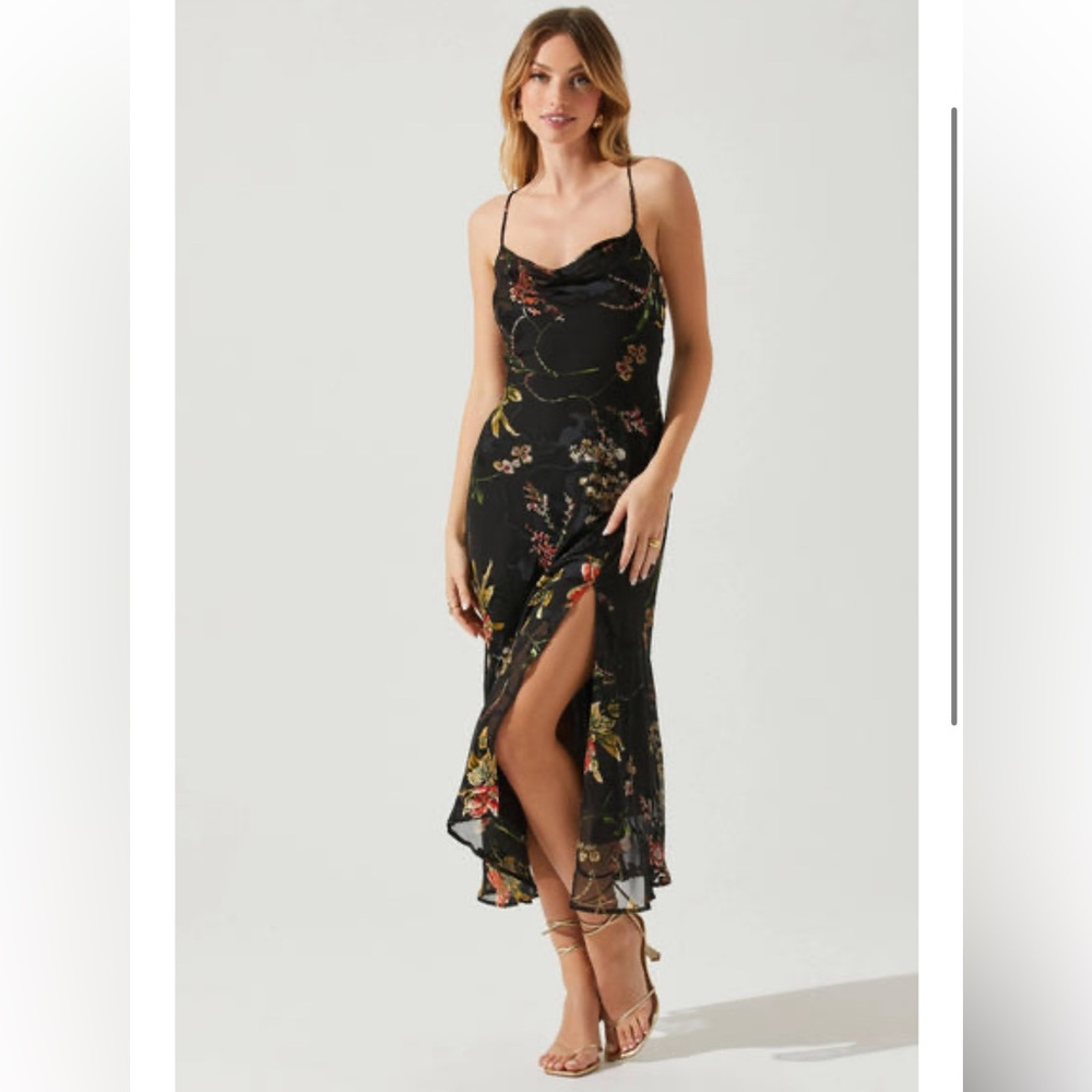 ASTR the Label Gaia Dress - Black Floral Burnout Midi Dress, Size L. NWT